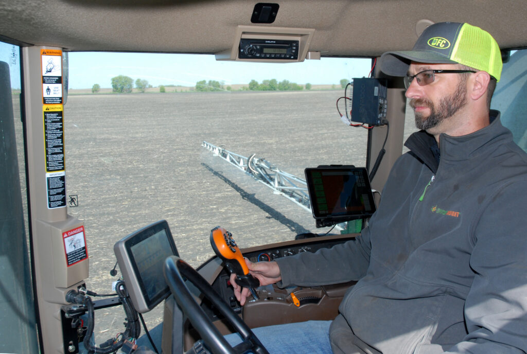 Feeling 'lucky': MN soybean farmers pick up planting pace - Minnesota ...